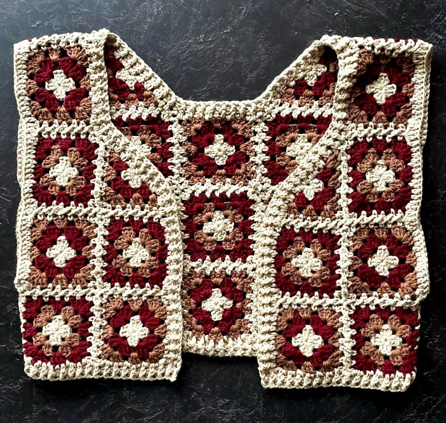 🧶 Corso di Uncinetto Gilet 2 incontri con Snej - Partenza MARTEDì 9 Giugno