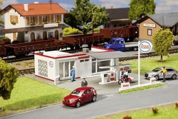 Station-service
