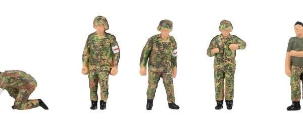 Soldats au service ambulancier