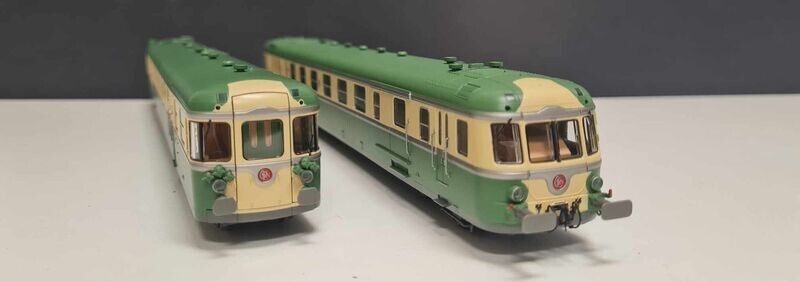 Autorail X 2700 SNCF X 2717 + XR 7710