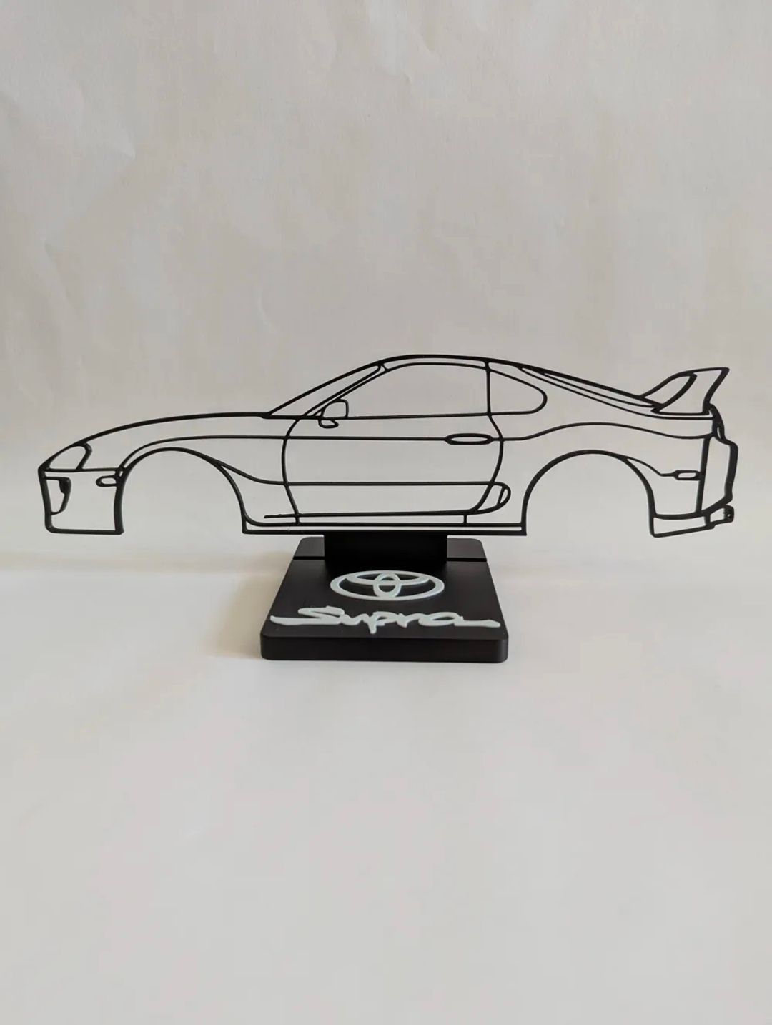 Silhouette Supra