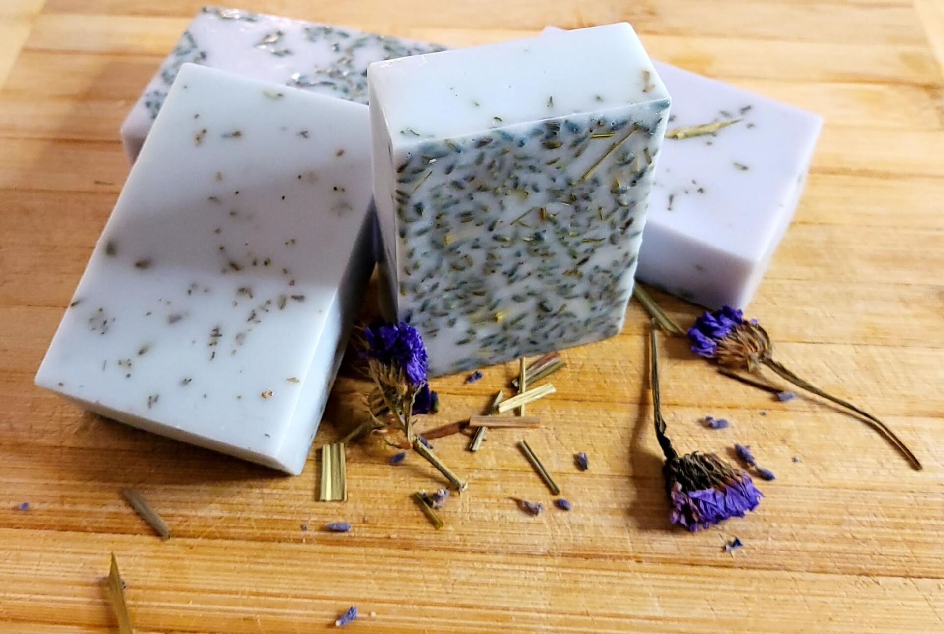 Lavender & lemongrass bars 2 for $8.00