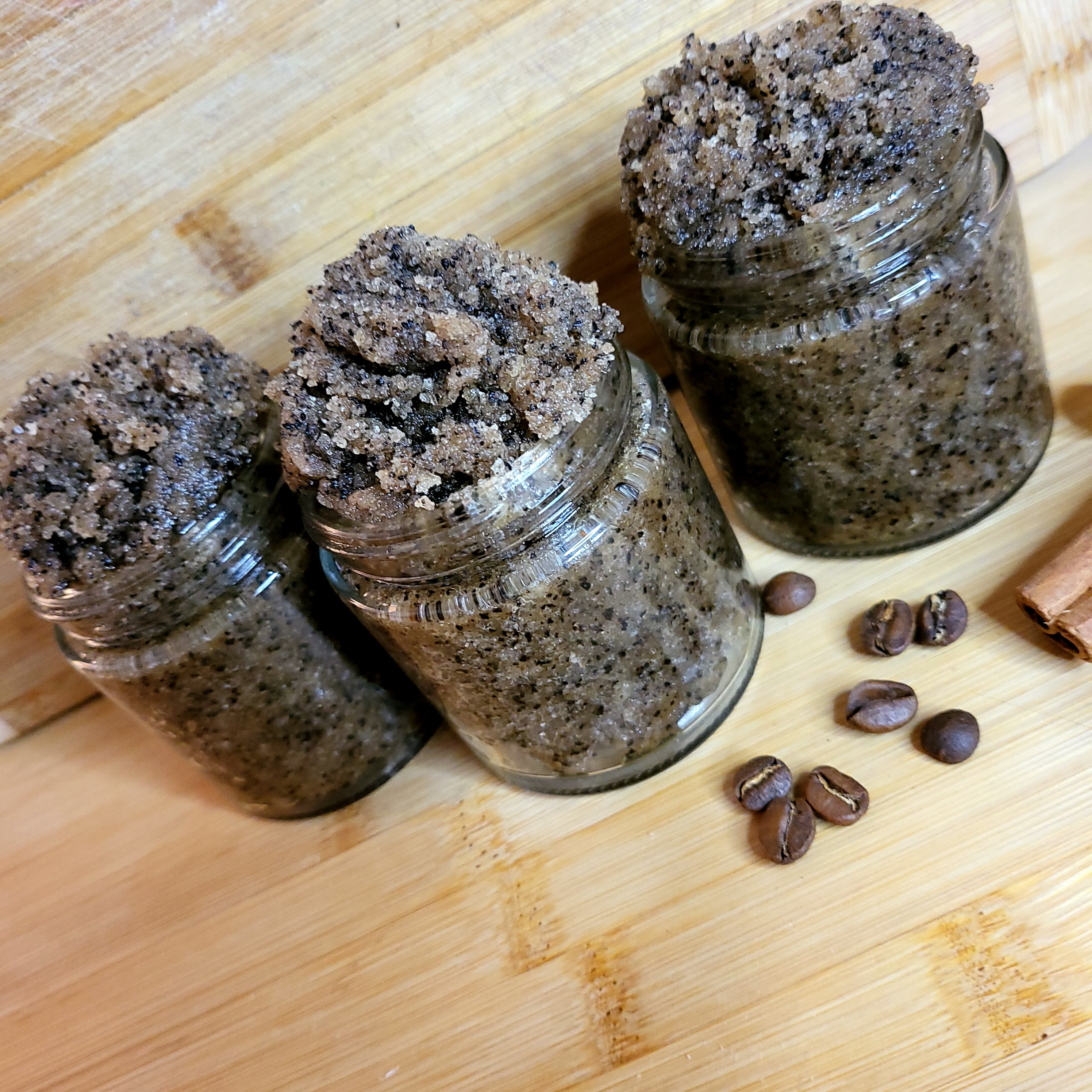 Super Exfoliating Cinnamon-Coffee Scrub