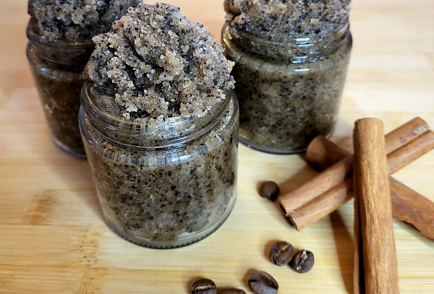 Super Exfoliating Cinnamon-Coffee Scrub