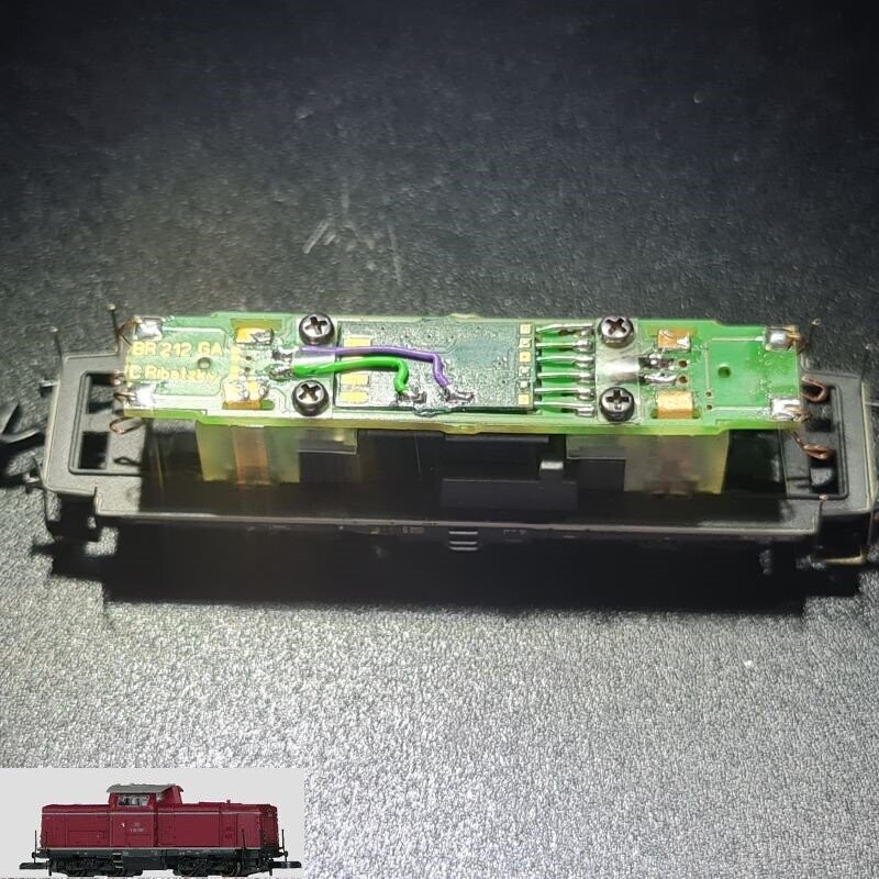 Umbauplatine Digital für Diesellokomotive BR212 der DB Umbauplatine Digital für Diesellokomotive BR212 der DB
