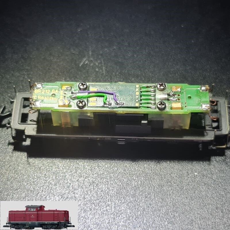 Umbauplatine Digital für Diesellokomotive V100 Umbauplatine Digital für Diesellokomotive V100