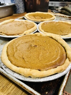 TRADITIONAL PUMPKIN PIE
