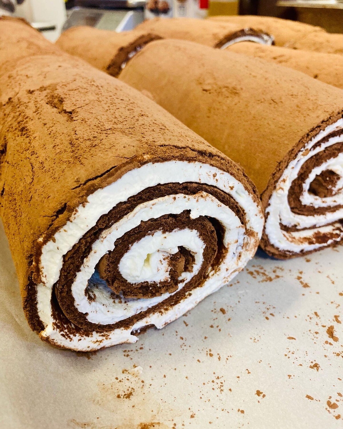 CHOCOLATE YULE LOG