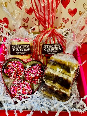 VALENTINE 'S LOVE COOKIE  BOX