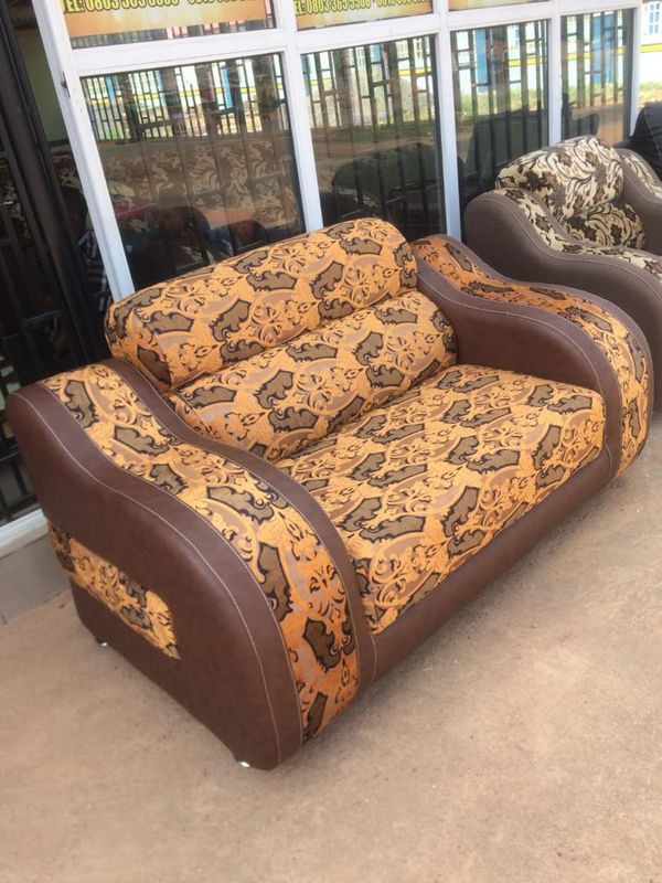 Retro Crown Pattern Two-Seat Sofa