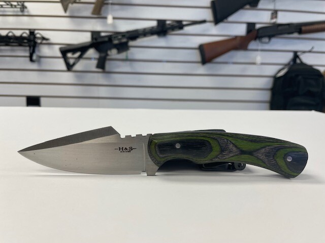 Alpha - Black and Green Handle Knife