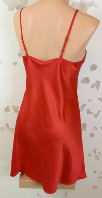 Lingadore Satin chemise DAILY neglige rood 1400CH
