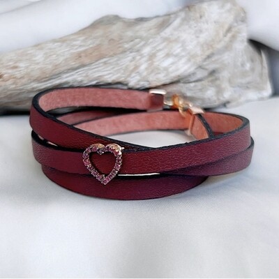 Heart leather bracelet
