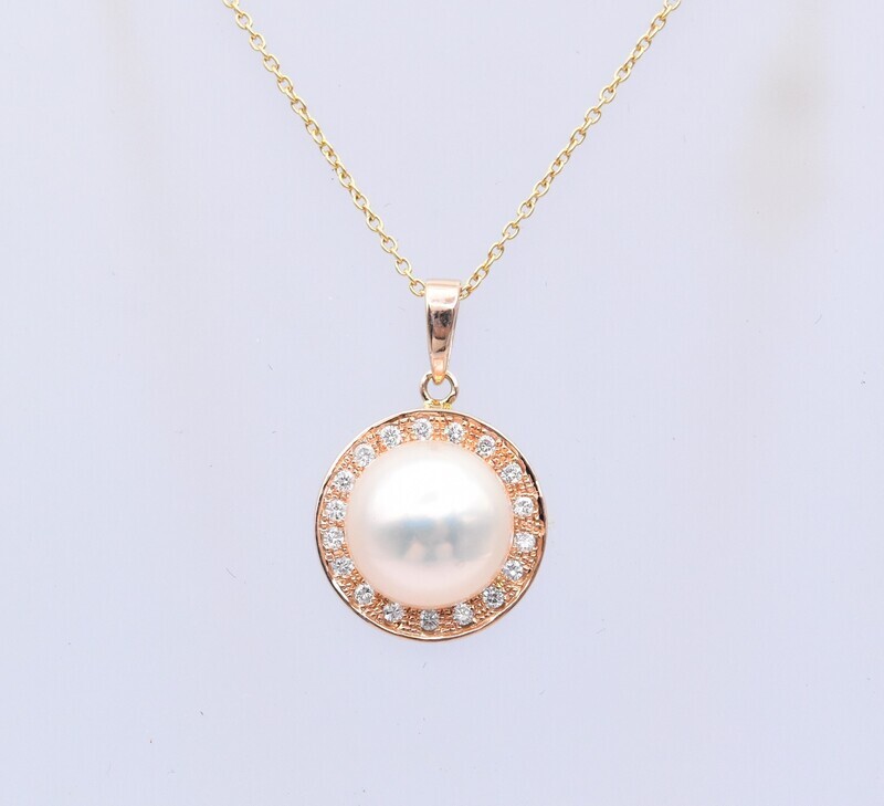 Pearl necklace