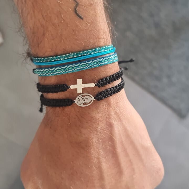 Cross bracelet