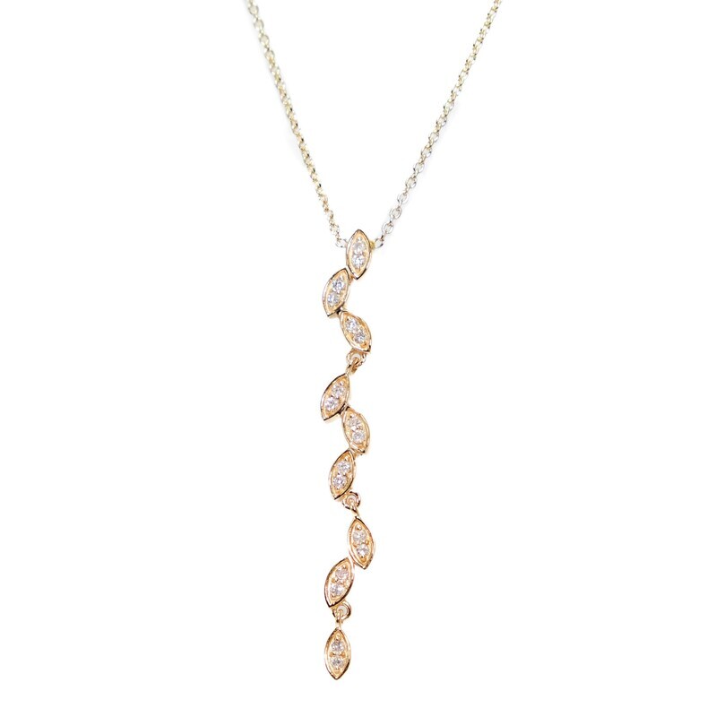 Tall pears necklace
