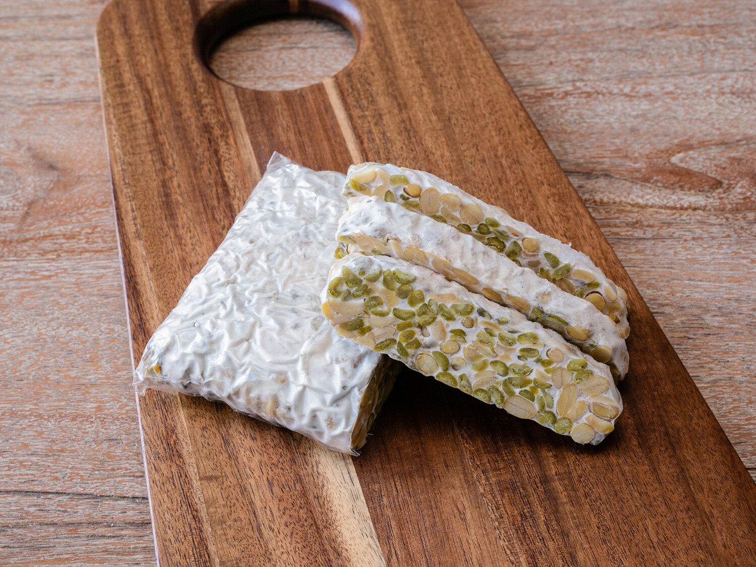 Fresh Unpasteurised Organic Green Pea Soy Tempeh