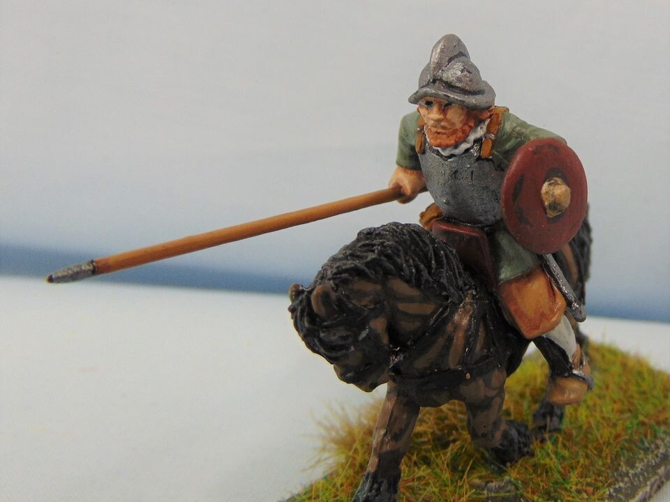 Mounted Borderer in Breastplate & Steel Bonnet with Choice of Weapons (Rider Only)