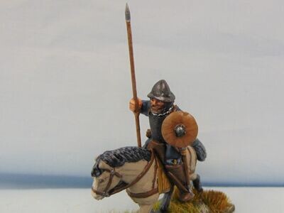 Mounted Reiver in Breastplate & Steel Bonnet with Choice of Weapons (Rider Only)
