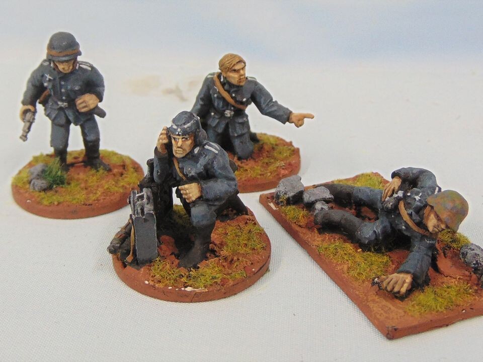 Grade B - Black Tree Design - WW2 - German Infantry Command Group