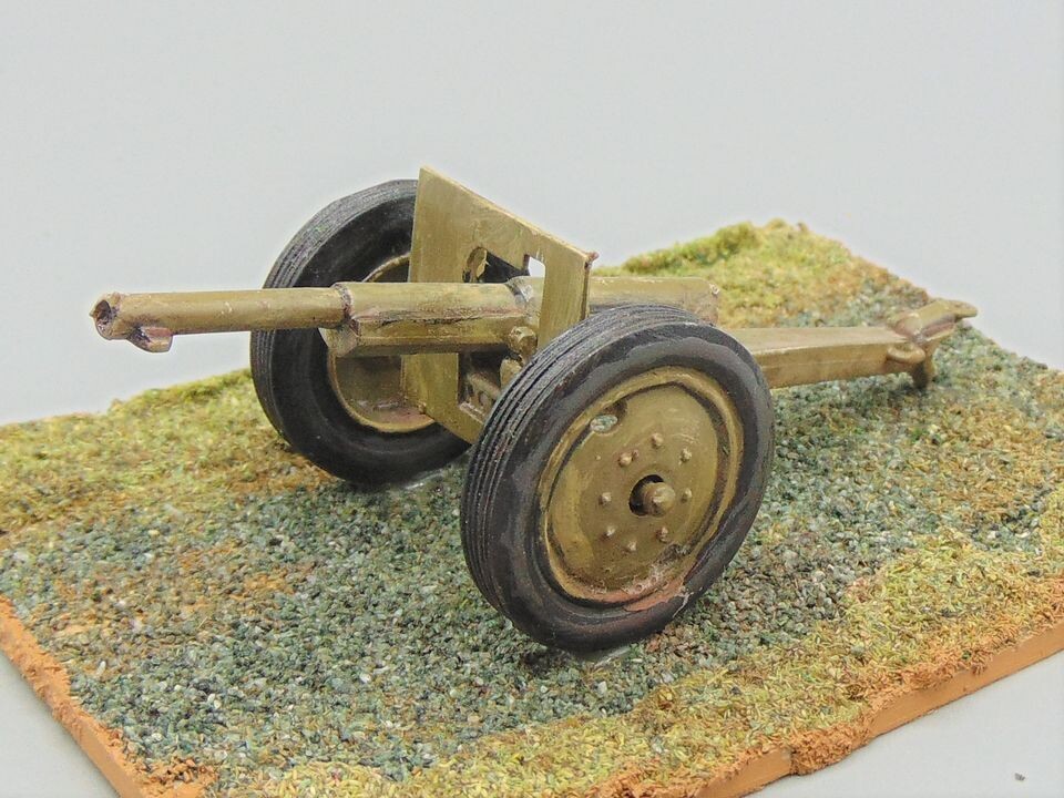 Grade B - Black Tree Design- WW2 - Russian 75mm Field Gun