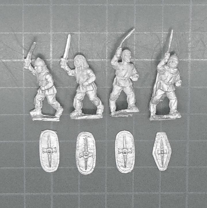 Newline Designs, Celts: Unarmoured Warriors with Swords