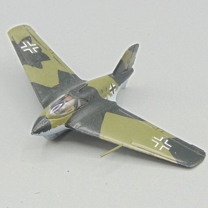 Grade D - Unidentified Manufacturer - WW2 - German ME163 Komet Jet Fighter