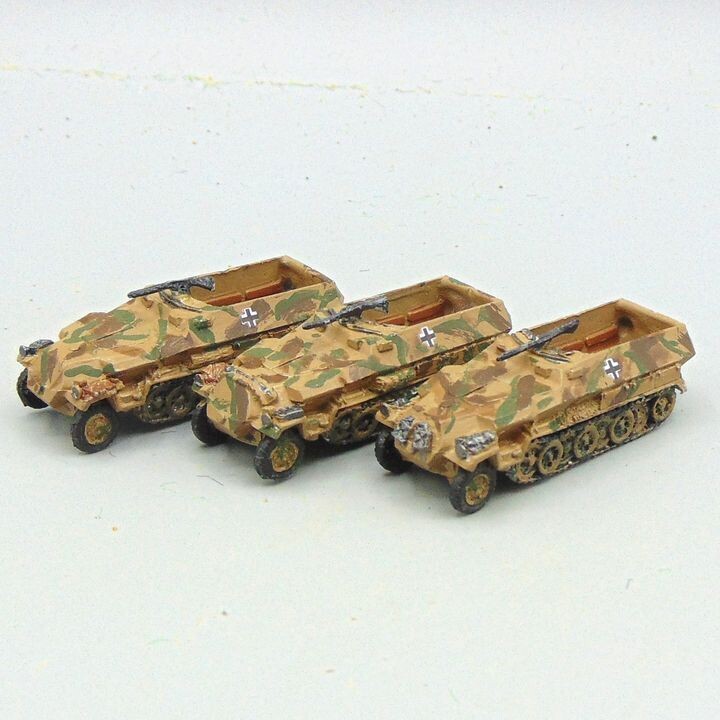 Grade E - Unidentified Manufacturer - WW2 - German Sdkfz 251 Halftracks
