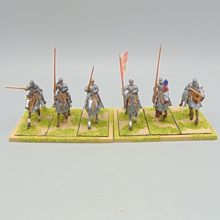 Grade E - Perry Miniatures - WOTR -  Mounted Men at Arms Unit