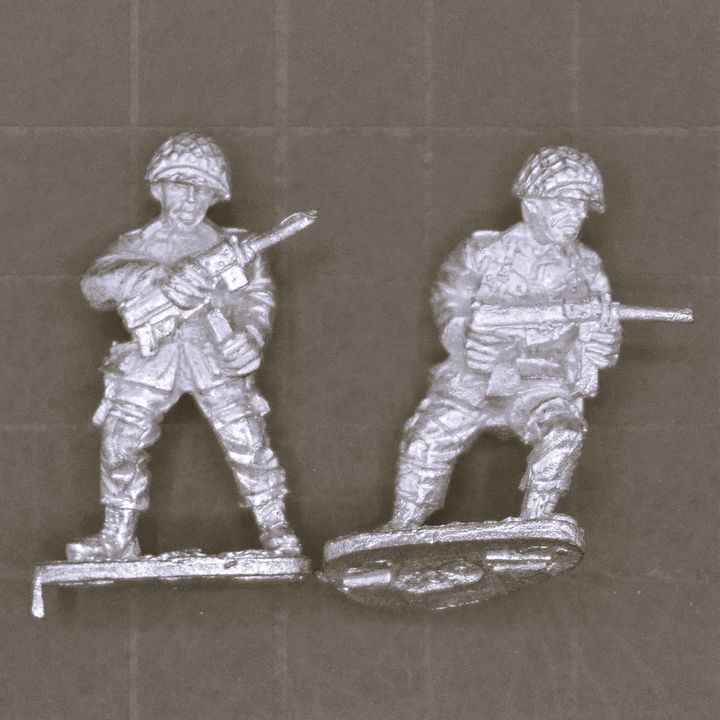 Black Tree Design, WW2: US Paratroopers with 'Grease' Guns