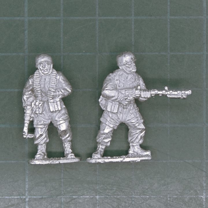 Black Tree Design, WW2: Early German Fallschrimjager MG34 Team, Moving