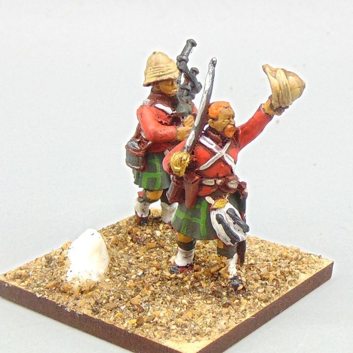 Grade E - Perry Miniatures - Later Colonial - British Highland Officer & Piper