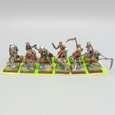 Grade D - Harlequin Miniatures - Medieval Zombies