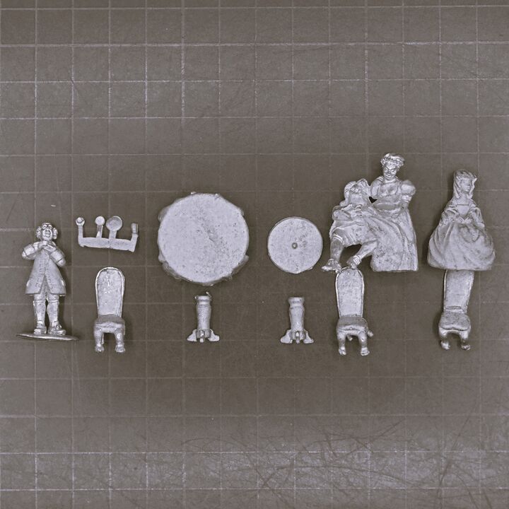 Eureka Miniatures, C18th: 'Ooh You Are Awful, But I Like You' Civilians Around a Table Vignette