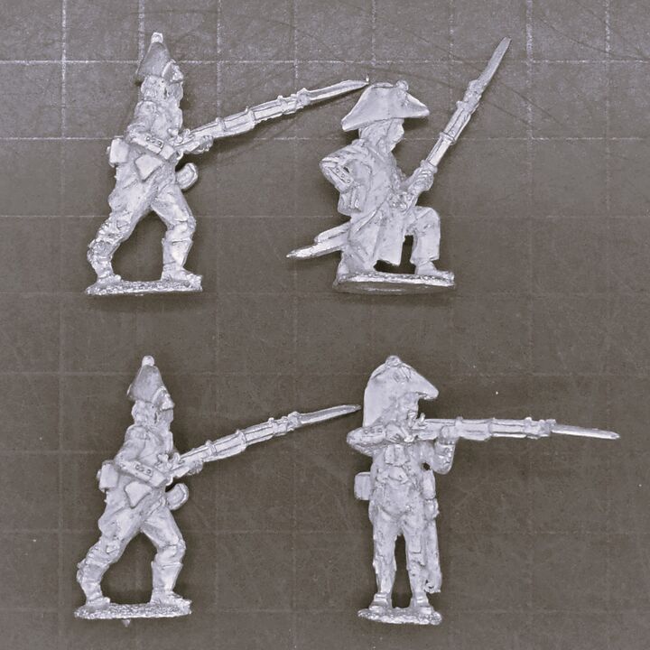 Eureka Miniatures, Napoleonic Revolutionary Wars: French Chasseurs in Bicornes & Ragged Uniforms
