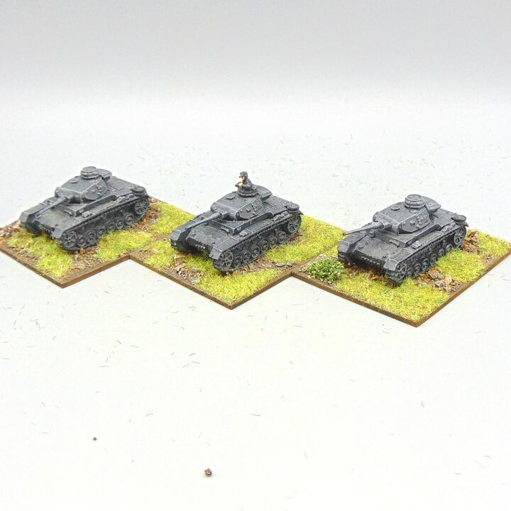 Grade D - Skytrex Ltd - WW2 - German Pz III Tanks