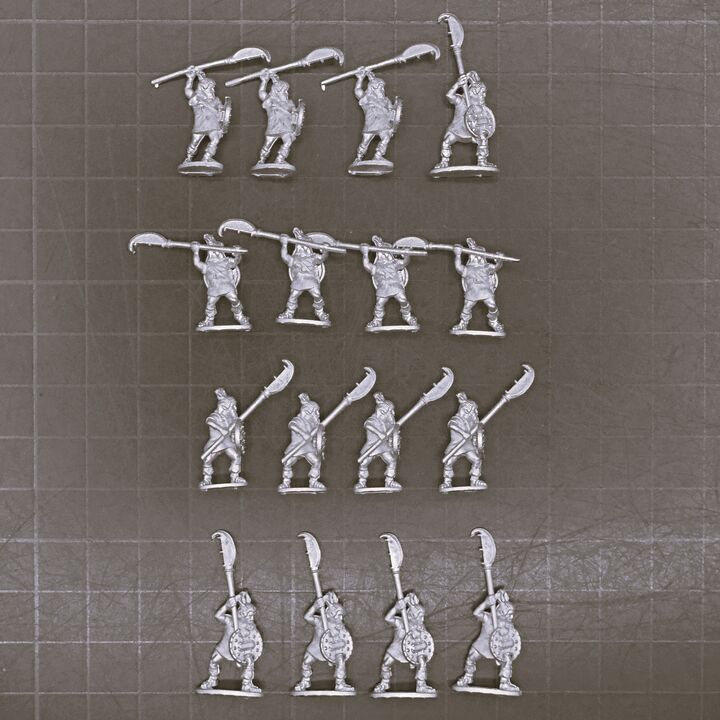 Museum Miniatures, Ancient Greek - Early Thracian Warriors with Rhompias