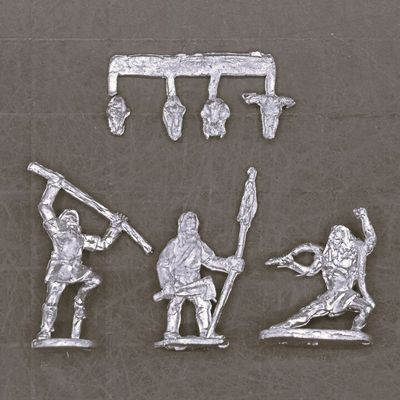 Splintered Light Miniatures, Dark Ages - Early Saxon Pagan Priest Command Group