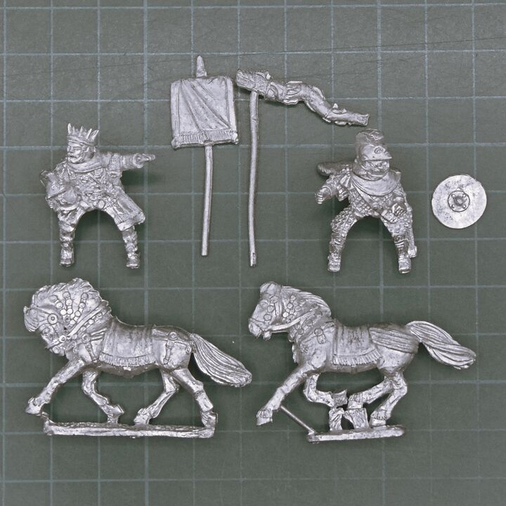 A&A Miniatures, Late Roman: Mounted Commander & Standard Bearer