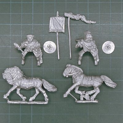 A&A Miniatures, Late Roman: Mounted Commander & Standard Bearer