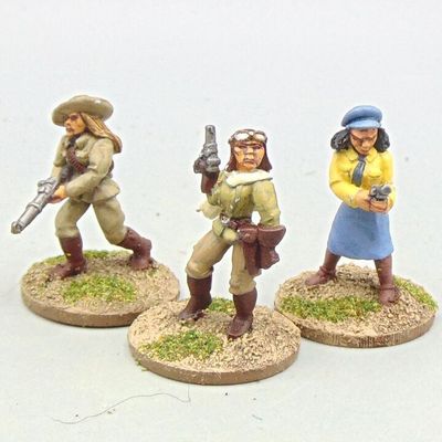 Grade C - Pulp Figures - C20th Pulp - Dangerous Dames