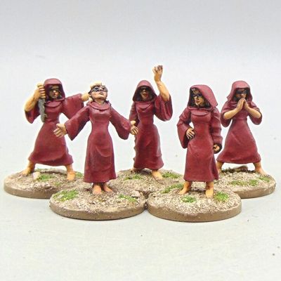 Grade C - Pulp Figures - C20th Pulp - Female Cultists