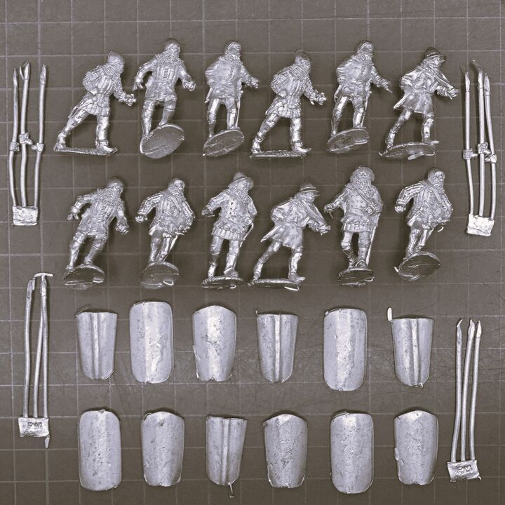 Perry Miniatures, Later HYW: Pavesiers, Advancing