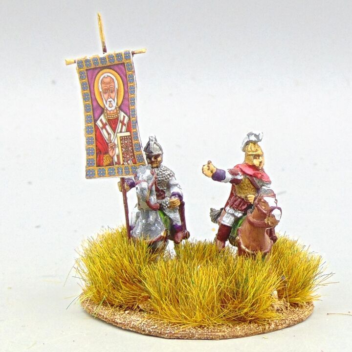 Grade D - Khurasan Miniatures - Late Imperial Roman - Mounted Commander & Standard Bearer
