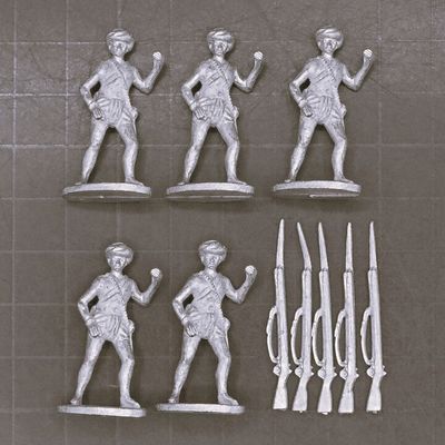 Crann Tara Miniatures, C18th Colonial India - Indian Labourers with Muskets