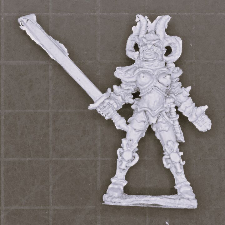Warmonger Miniatures, Fantasy Elves: Nymph Warrior - Ice Nettle