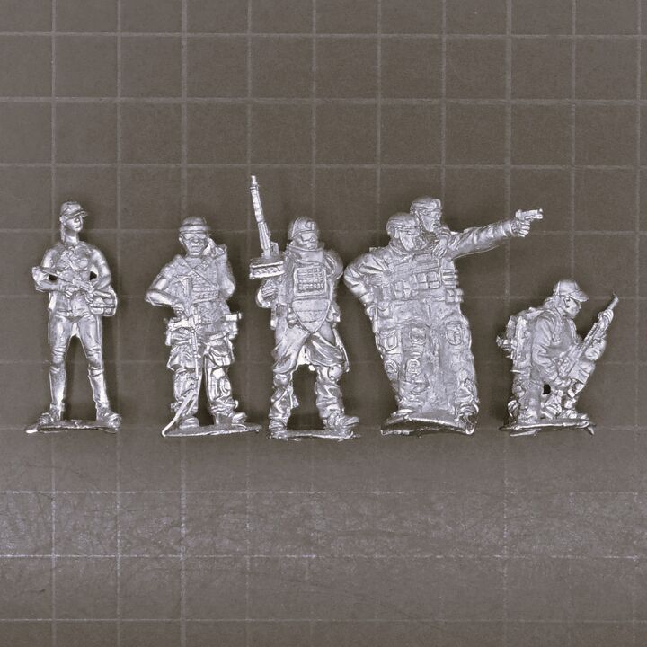 Unidentified Manufacturer, Modern: Military Characters