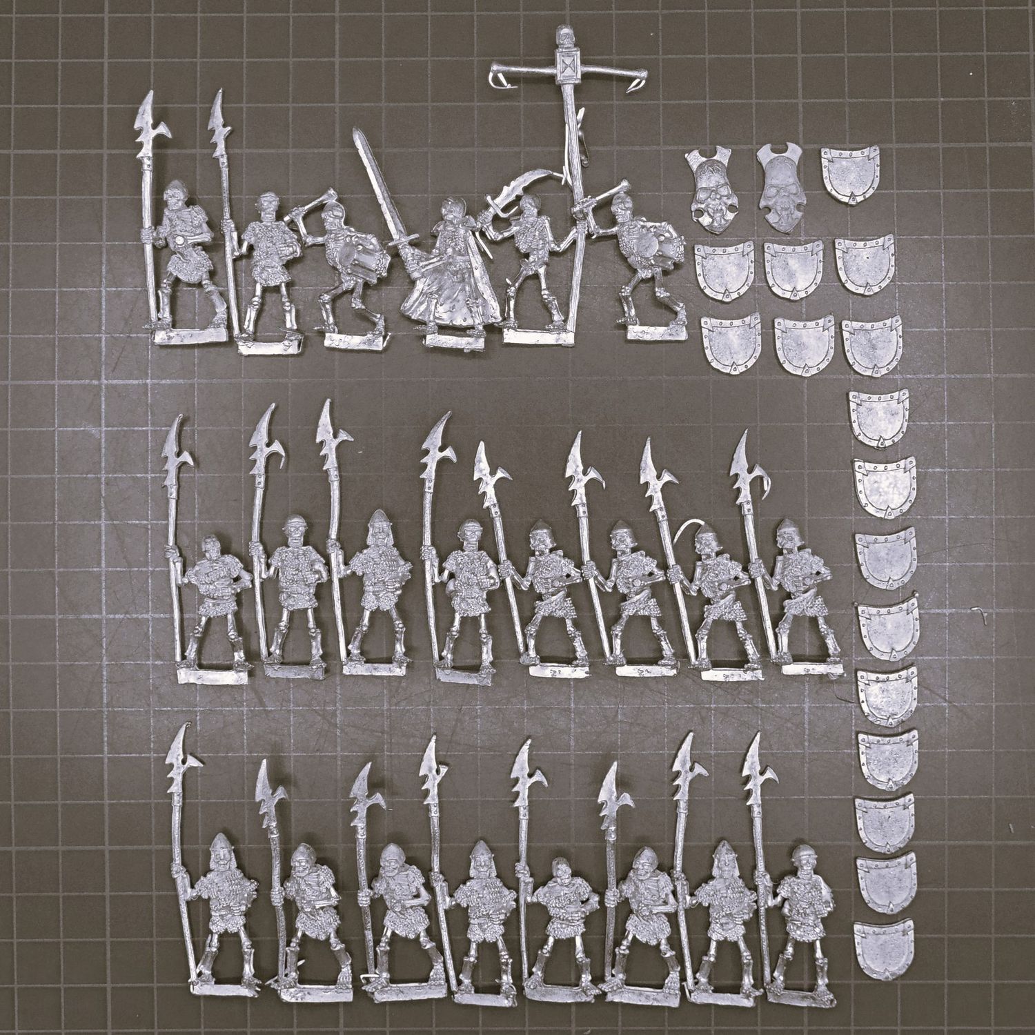 Black Tree Design, Fantasy: Skeleton Halberdier Unit