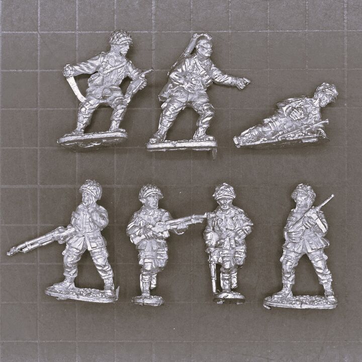 Black Tree Design, WW2: US Paratrooper Command, SMGs & BARs Black Tree Design, WW2: US Paratrooper Command, SMGs & BARs