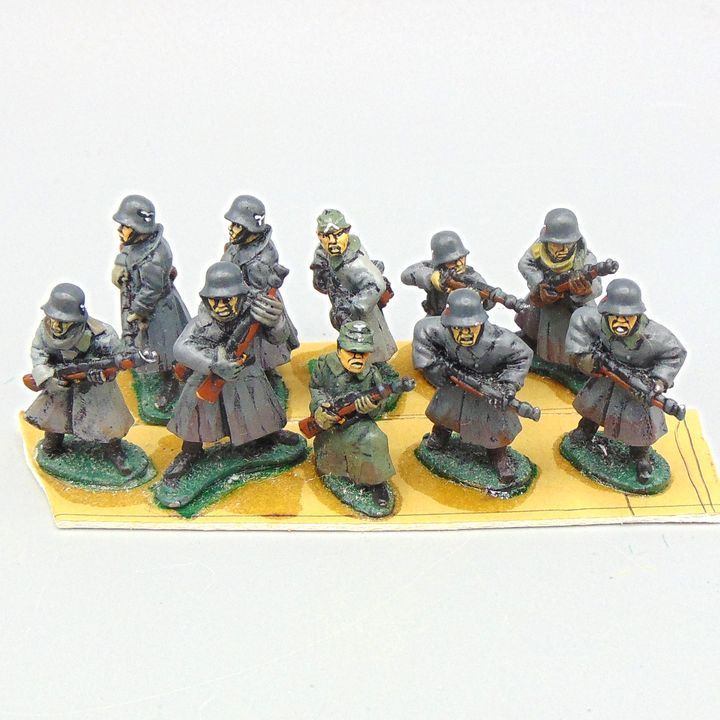 Grade D - Black Tree Design - WW2 - German Infantry in Greatcoats Grade D - Black Tree Design - WW2 - German Infantry in Greatcoats